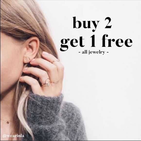 BUY 2 GET 1 FREE✨ 5 gold rings midi set - Picture 2 of 3